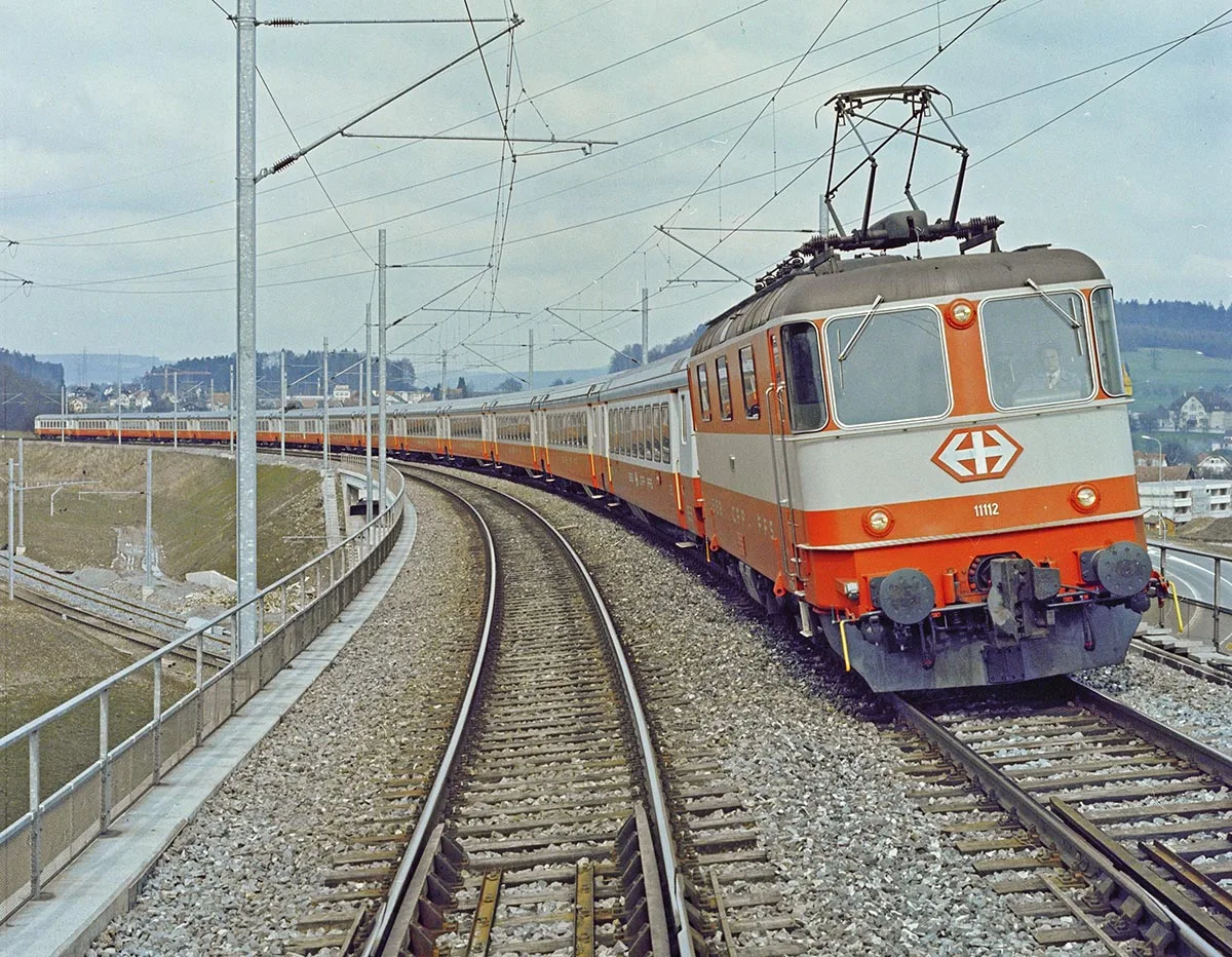 Der Swiss Express schafft die Strecke Zürich-Bern in 83 Minuten.